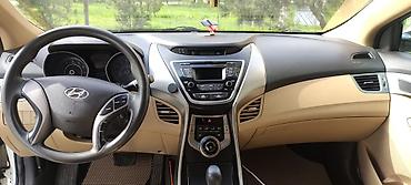 Hyundai: Tecili satilir Hyundai Elantra sedan, ağ rəngli, 5 yerlik. 1.8 dohc — 3