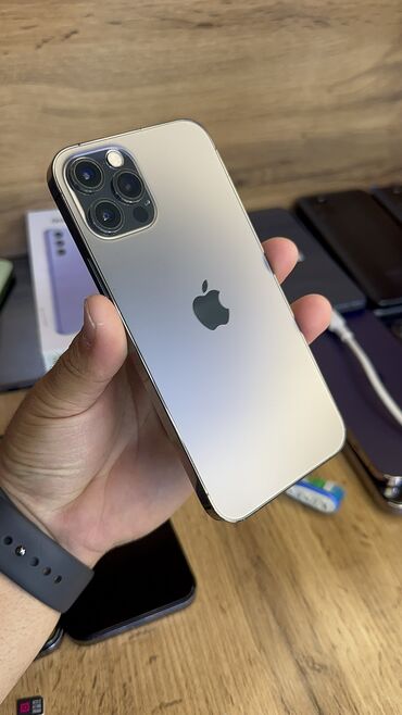 apple 5s gold: IPhone 12 Pro, Б/у, 128 ГБ, Защитное стекло, Чехол, 81 %