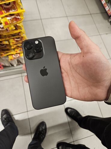 Apple iPhone: IPhone 15 Pro, 128 GB, Black Titanium, Zəmanət, Barmaq izi, Simsiz şarj