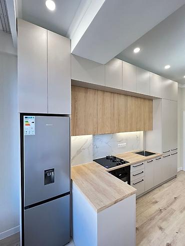 silver kitchen: Современные кухонные гарнитуры и мебель для прихожей на заказ. - — 9