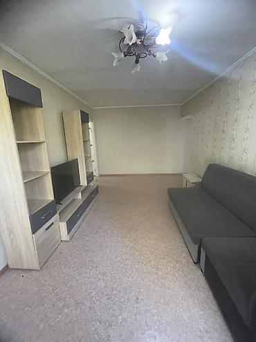 микрорайон квартиры 7: 2 комнаты, 44 м², 7 мкр 3 этаж, Косметический ремонт — 3