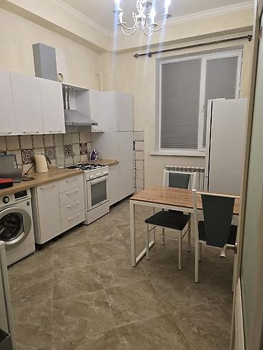 Квартиры: 1 комната, 5 мкр Собственник, Парам без детей, от 6 месяцев, С мебелью полностью — 1