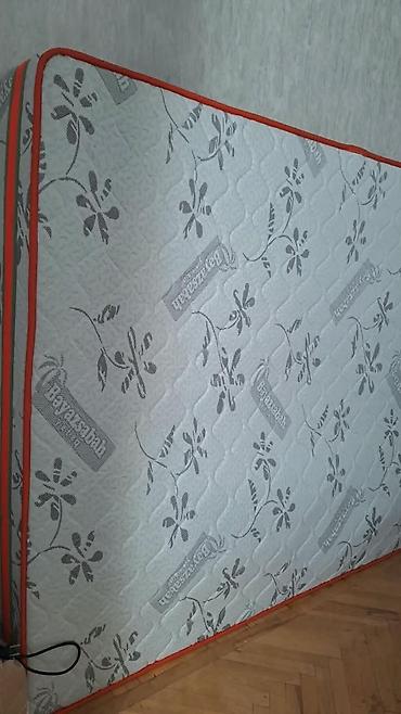 Matras 60azn. Olcu 1.60×1.90sm. Ortopedikdir. Unvan Yeni Gunesli