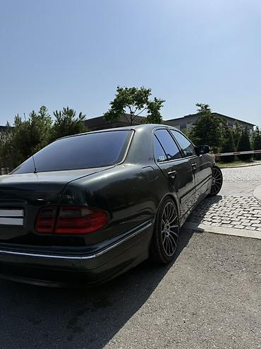 111 mətin: Mercedes-Benz E-Class: 2.4 l | 2000 il Sedan — 8