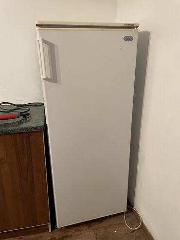 холодильник hitachi: Холодильник Atlant, Требуется ремонт, Однокамерный