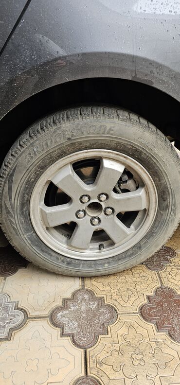 одноширокие диски: Дөңгөлөктөр монтажда 195 / 65 / R 15, Кыш, Колдонулган, Комплект, Жеңил унаалар, Куйма, тешиктери - 5