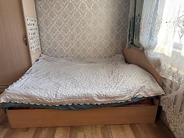 2 спальный кровать: 3000состояние отличное с матрасом — 1