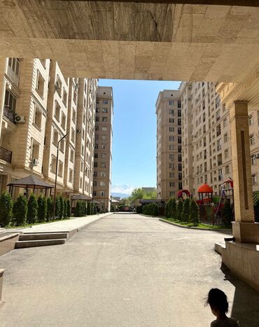 Продажа квартир: 1 комната, 43 м², Элитка, 3 этаж, Евроремонт at lalafo.kg — 10 Продажа квартир: 1 комната, 43 м², Элитка, 3 этаж, Евроремонт — 10