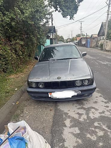 BMW 5 series: 1989 г., 2.5 л, Механика, Седан