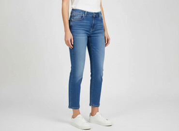 jeans 32 in eu: Jeans for women, size S