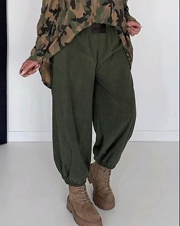 sat ar: Pantalone
Cena 2700
Uni vel.
V.22 — 5