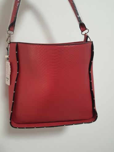 avon crvena torba: Nove torbe,cena po 1300 dinara