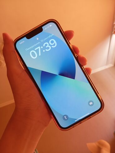 купить айфон в бишкеке в рассрочку: IPhone 13, Колдонулган, 256 ГБ, Blue Titanium, Заряддоочу түзүлүш, Коргоочу айнек, Каптама, 95 %