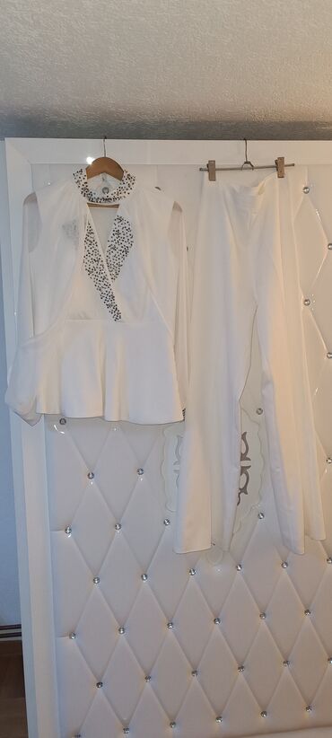 zara beli prsluk: L (EU 40), color - White