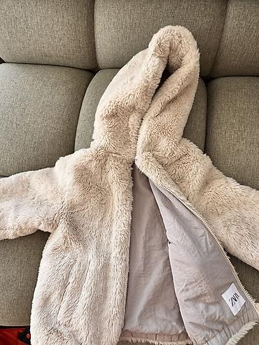 Kurtka, Qız üçün, 5 - 6 yaş, Zara Kids lalafo.az -da Kurtka, Qız üçün, 5 - 6 yaş, Zara Kids
