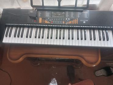 купить пианино бу: Elektron sintezator – 61 klaviş - 61 ədəd tam ölçülü klaviş - Daxili — 1