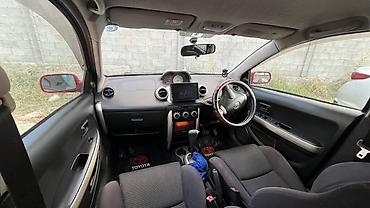 Toyota: Toyota Ist: 2003 г., 1.3 л, Автомат, Бензин, Хэтчбэк — 4