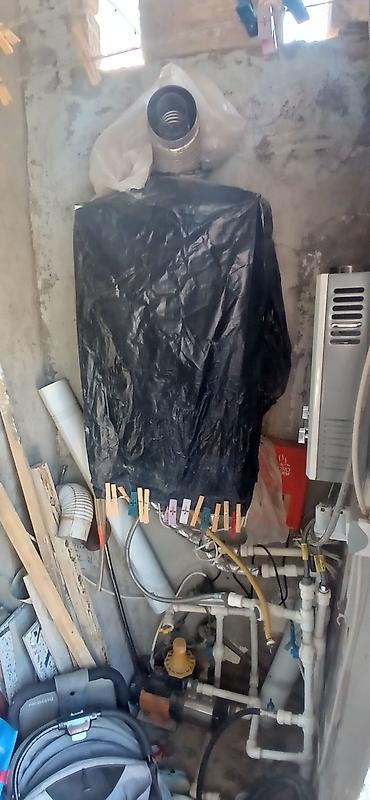 insaatcilarda satilan bina evleri: Satılır: həyət evi - Plan: 2 otaq + mətbəx, dəhliz. - İstilik — 2