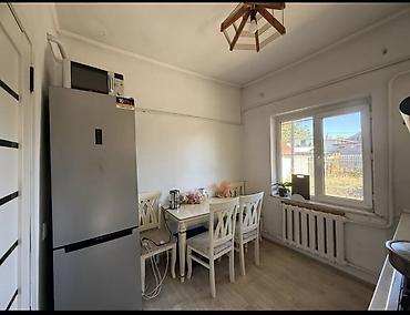 делаю: 3 комнаты, 65 м², 4 соток, Бишкек, Собственник — 9