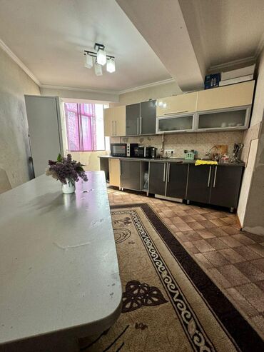 Продажа квартир: 3 комнаты, 75 м², Индивидуалка, 5 этаж, Косметический ремонт