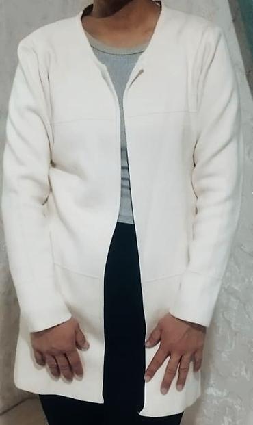 Кофты, свитеры: Женская одежда — подборка ярких и базовых вещей: 1) Неоновый свитер — 6