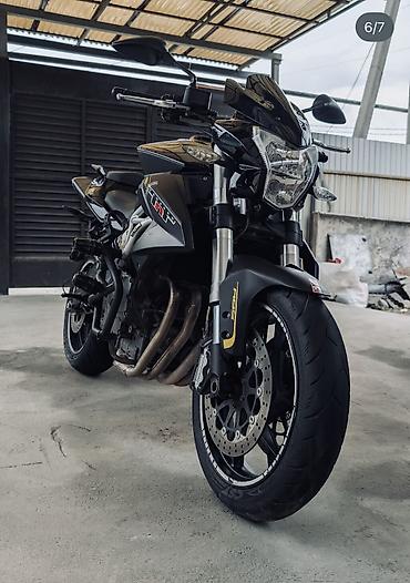 cb 400: Срочно продается Benelli tnt 600 Мотоцикл в отличном состоянии все во — 4