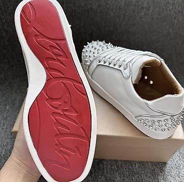 louboutin: Кроссовки, 38.5, 39, Christian Louboutin, Новый, цвет - Белый, Самовывоз — 2