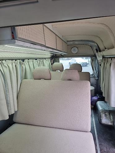 caravan: Toyota Hiace: 2006 г., 3 л, Автомат, Дизель, Бус — 10