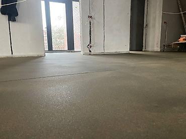 Напольные работы: Механизированная стяжка пола под финишные покрытия - Выполняем — 1