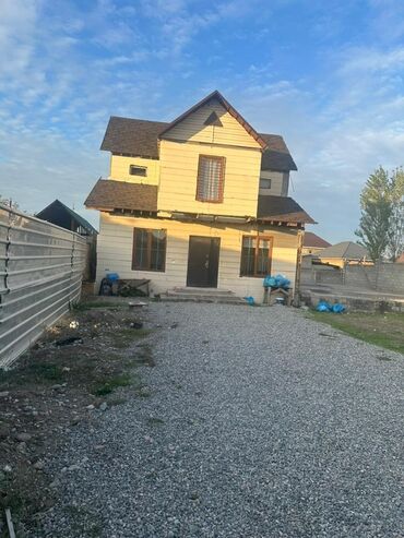 здаю дом в бишкеке: Дом, 140 м², 4 комнаты, Риэлтор, Евроремонт