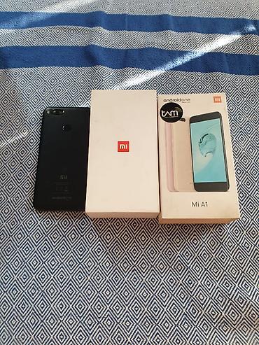 Xiaomi: Xiaomi, Mi A1, Б/у, 64 ГБ, цвет - Черный, 1 SIM — 6