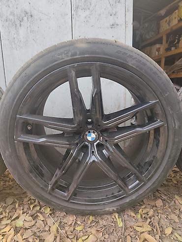 шины для фит: 3 шт. оригинальных дисков BMW с шинами Pirelli P Zero - Диаметр: R20 — 2