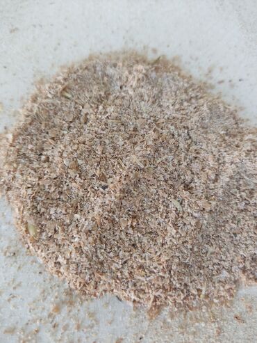 рисовый отрубь: Отруби пшеничная в мешках 
Цена 18