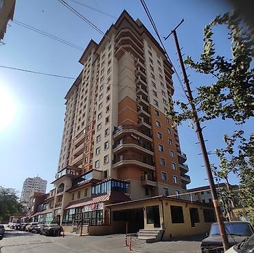 elite: Qara Qarayev metrosunun çıxışı . Rahatlığın məkanı tikinti şirkəti — 1