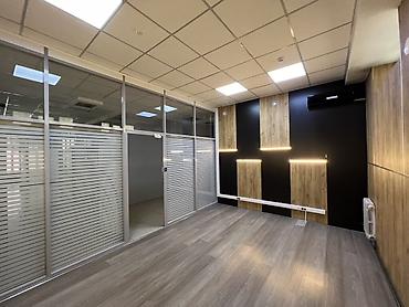 Аренда офисов: Офисные помещения с модульной планировкой из стеклянных перегородок - — 8