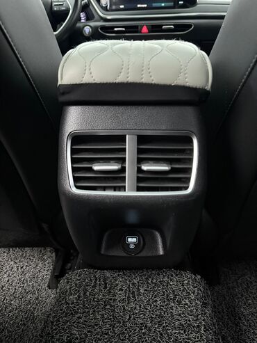 Hyundai: Hyundai Sonata: 2019 г., 2 л, Автомат, Газ, Седан — 22