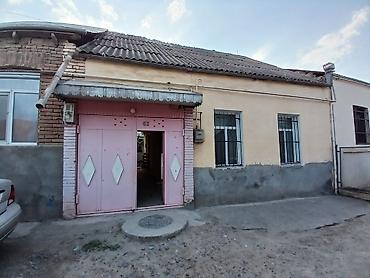 mansard tipli evler: Krasniseloda yerləşir 9 saylı poçtdan sağa qarabağ küçəsi ev 62 ev 3 — 1