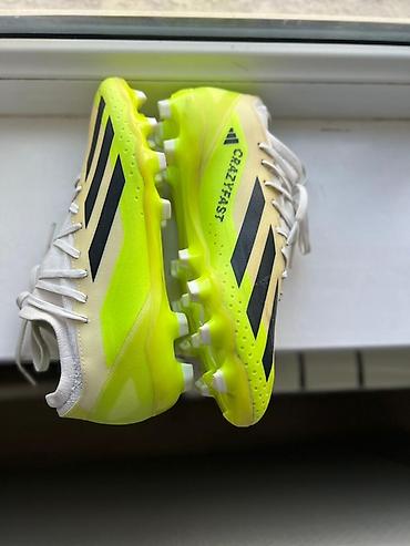 Футбольные бутсы adidas X Crazyfast. Цвет