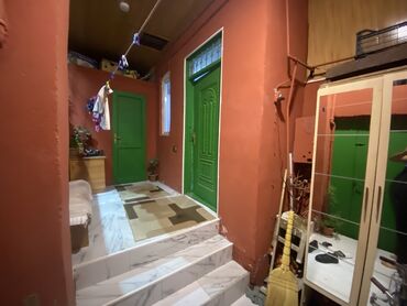Həyət evləri və villaların satışı: Evin temire etiyacı yoxdur Beli paket krşa çornu polu var 7/8 daş — 11