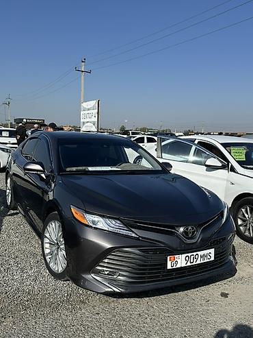Toyota Camry: 2019 г., 2.5 л, Автомат, Бензин, Седан