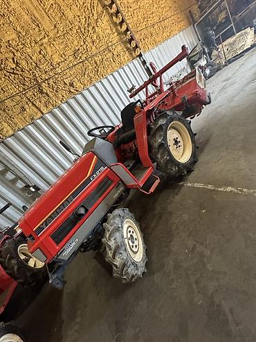 янмар: Мини-трактор Yanmar FX215 с фрезой Основные характеристики: - Полный — 3