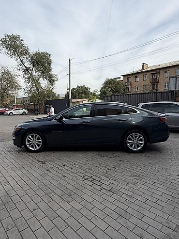 Buick: Chevrolet Malibu: 2018 г., 1.5 л, Автомат, Бензин, Седан at lalafo.kg — 4 Buick: Chevrolet Malibu: 2018 г., 1.5 л, Автомат, Бензин, Седан — 4