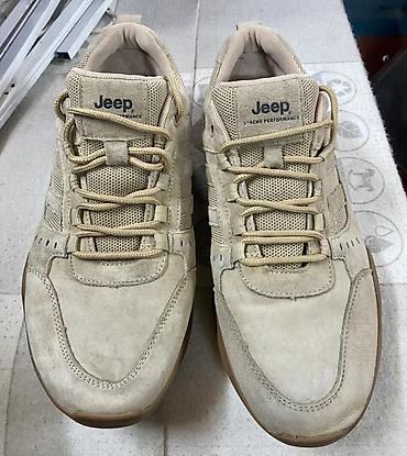 Кроссовки и спортивная обувь: Мужская обувь — набор из 3 пар Каждая по 1500 Состояние нового носили — 5