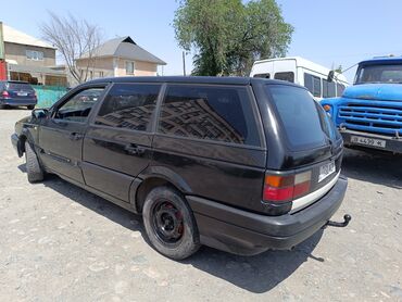 корпус термостата гольф 3 1.6: Volkswagen Passat: 1992 г., 1.8 л, Механика, Бензин, Универсал