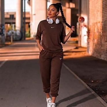 Kompleti: Komplet dostupan S M L XL XXL Cena 2500 dinara — 10
