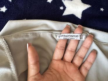parça şalvar: Stradivarius qadın bluzası - Model: Asimmetrik kəsimli, bir çiyin — 2
