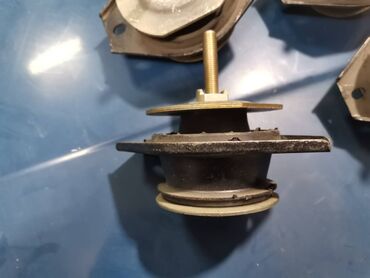 Auto delovi: Nosac motora predni bocni desni Lada . Novo. Originalno. Ruske — 5