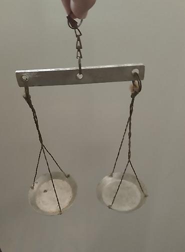samovar 3 litr: Antik metal əşyalar dəsti - Kiçik ikiqablı asma tərəzi: • Metal — 1