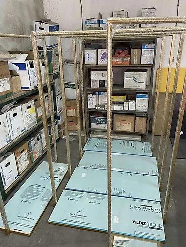 Stilske vitrine: ŠTENDERI PO MERI XX667 | — 9