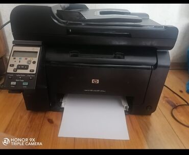 rengli printer satilir: Printer satılır 250 manata.3u birinde hem skayner he printer hem